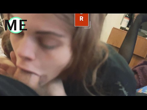 ❤️ 喉咙的鸡巴，撕裂的连裤袜和撕裂的高跟鞋很好地满足了 Porn video️❤